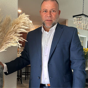 Meet your Posher, Alberto